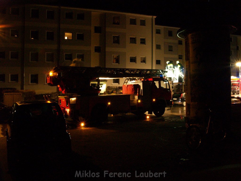 Brand Schlafzimmer Koeln Vingst Thorwalsenstr P21.JPG